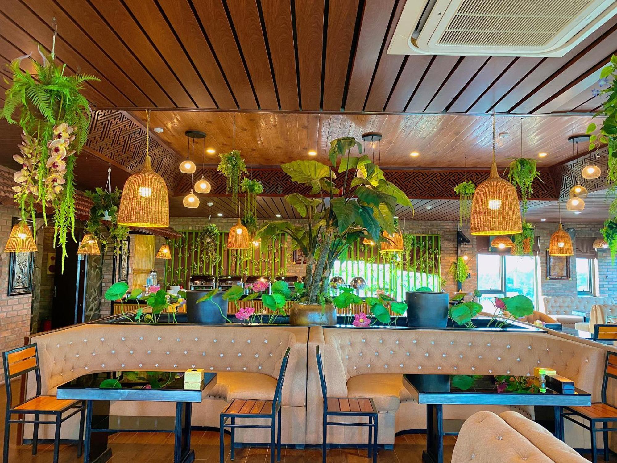 Kawasaki Noi Bai Airport Hotel エクステリア 写真