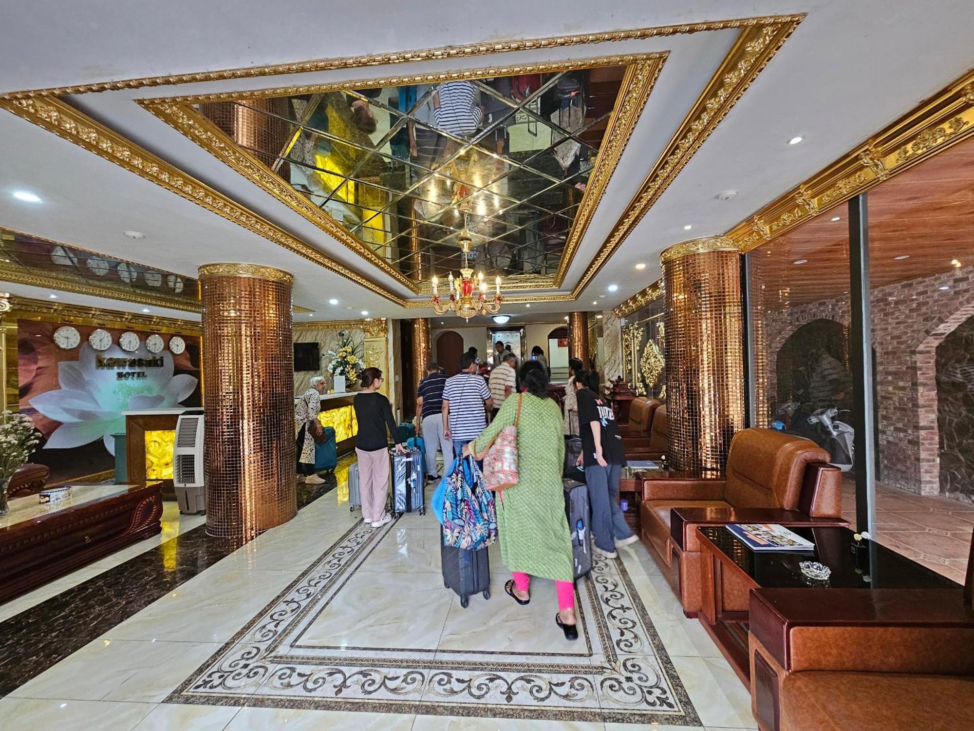 Kawasaki Noi Bai Airport Hotel エクステリア 写真